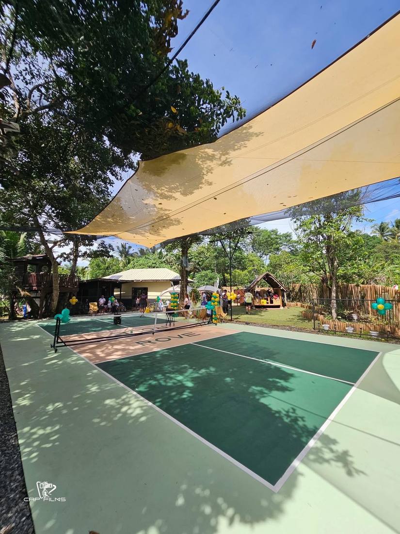 Rove Courtyard court view 3